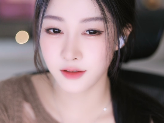 洲三区精品视频推荐